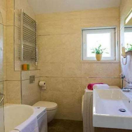 4B Apartments